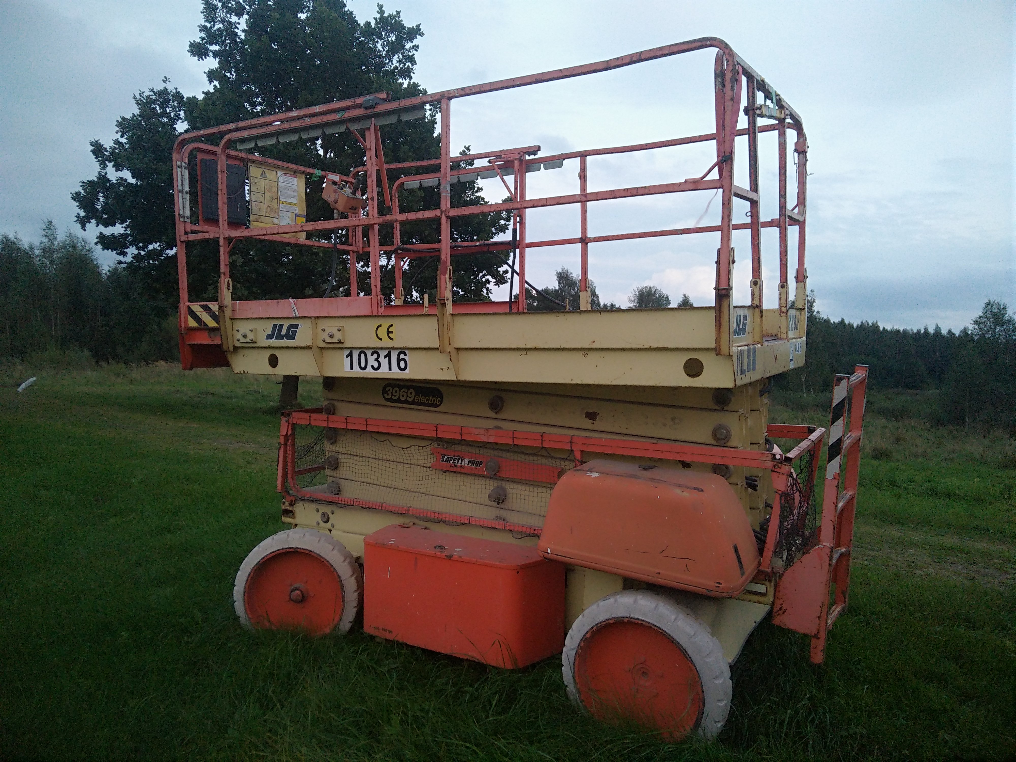 Pacēlājs JLG 3969